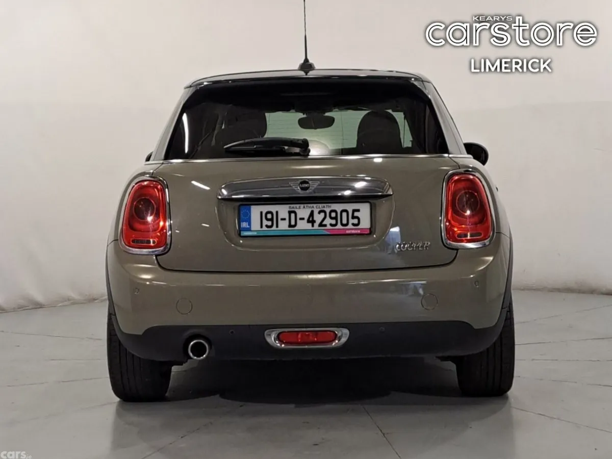 Mini Cooper Hatchback, Petrol, 2019, Grey