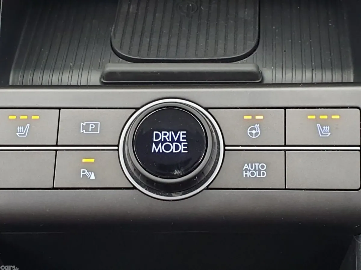Hyundai KONA Hatchback, Electric, 2024, Silver