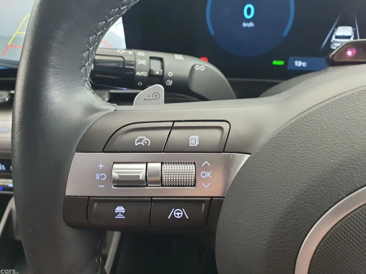 Hyundai KONA Hatchback, Electric, 2024, Silver