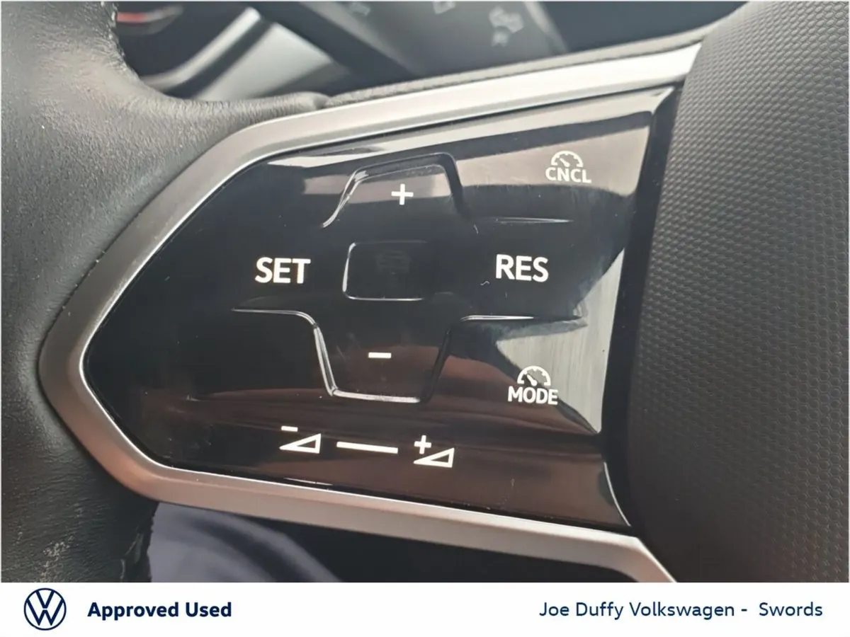 Volkswagen ID.4 SUV, Electric, 2025, Silver