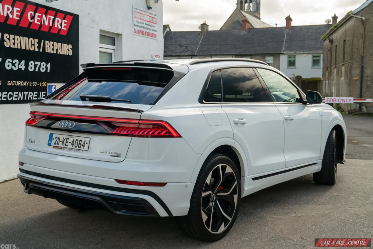 Audi Q8 Estate, Petrol Plug-in Hybrid, 2021, White