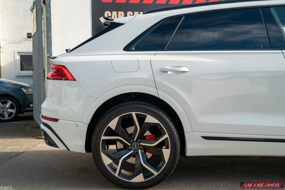 Audi Q8 Estate, Petrol Plug-in Hybrid, 2021, White