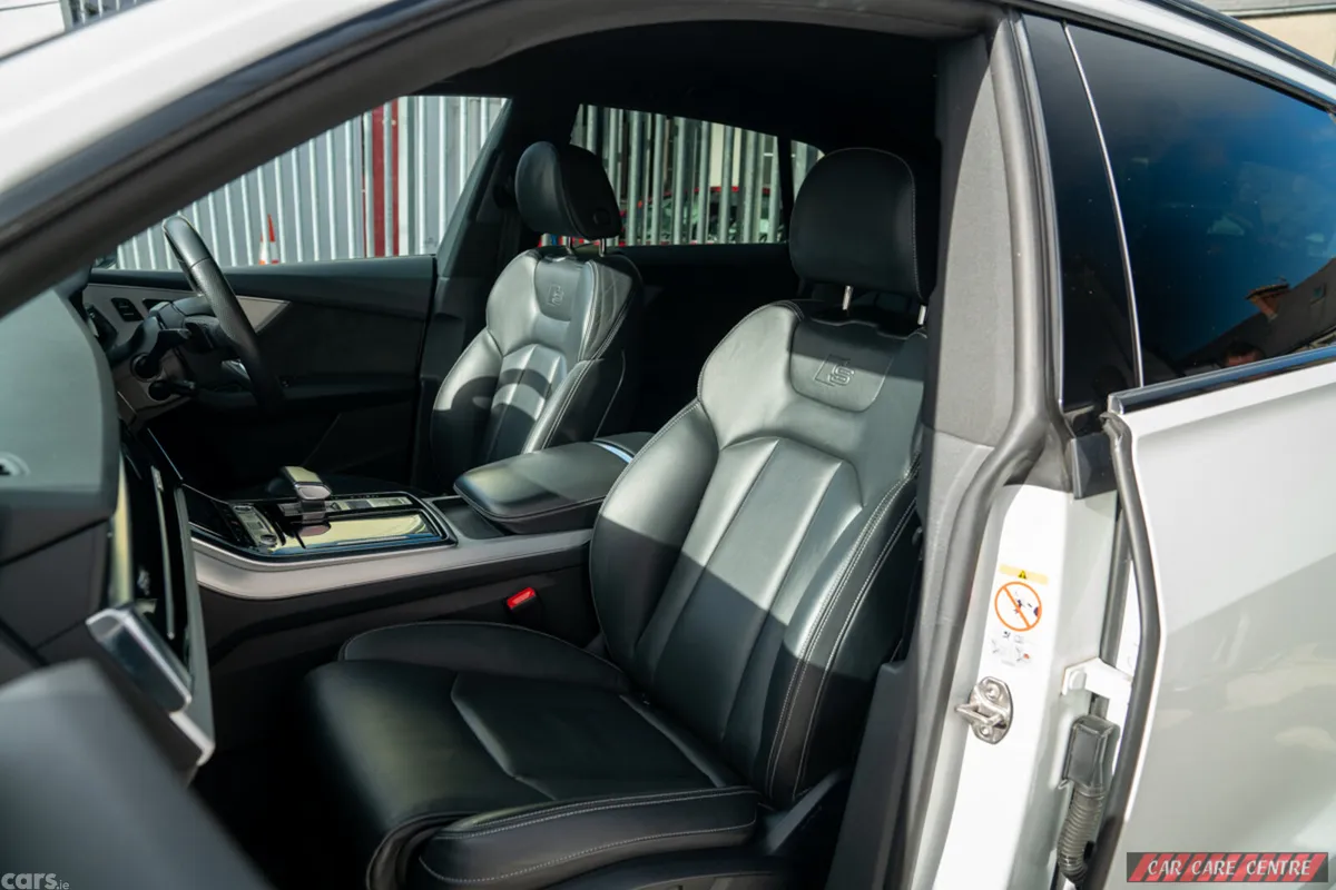 Audi Q8 Estate, Petrol Plug-in Hybrid, 2021, White