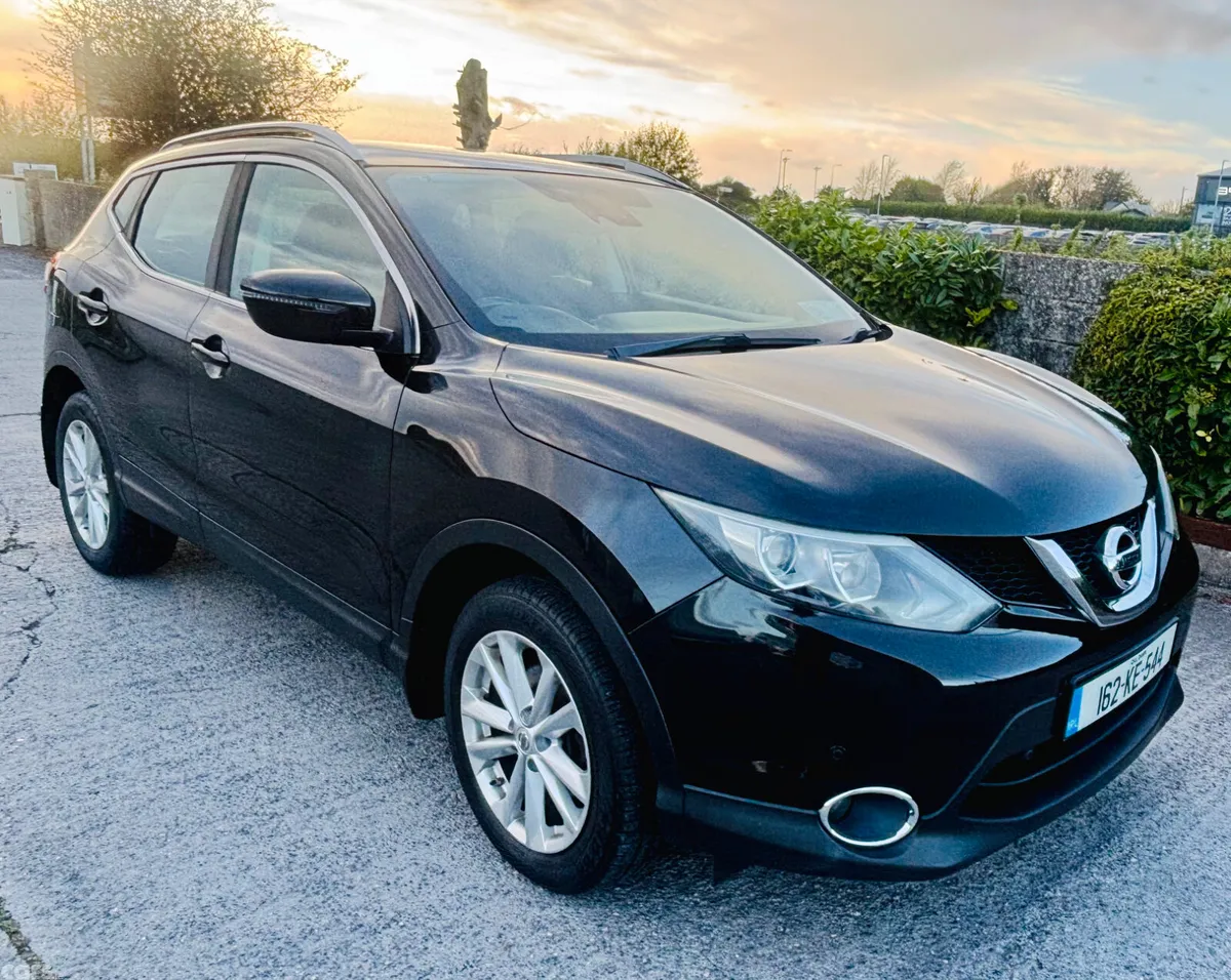 Nissan Qashqai Hatchback, Petrol, 2016, Black