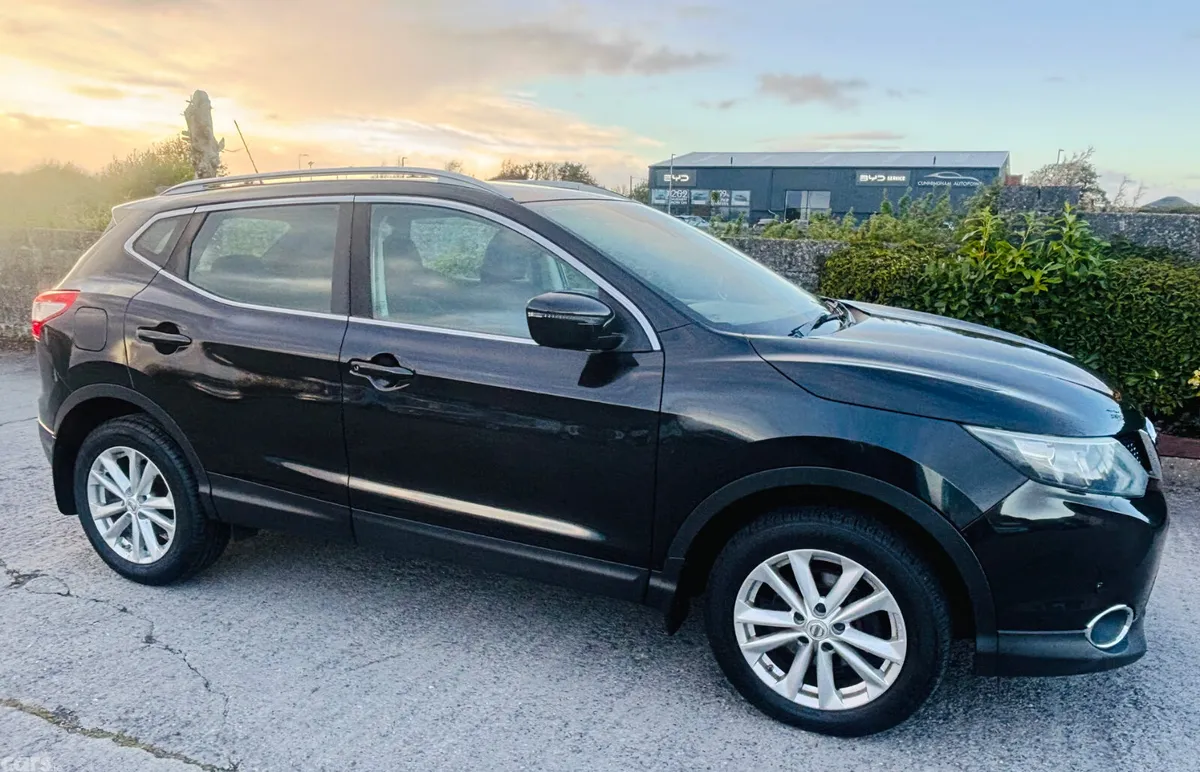 Nissan Qashqai Hatchback, Petrol, 2016, Black
