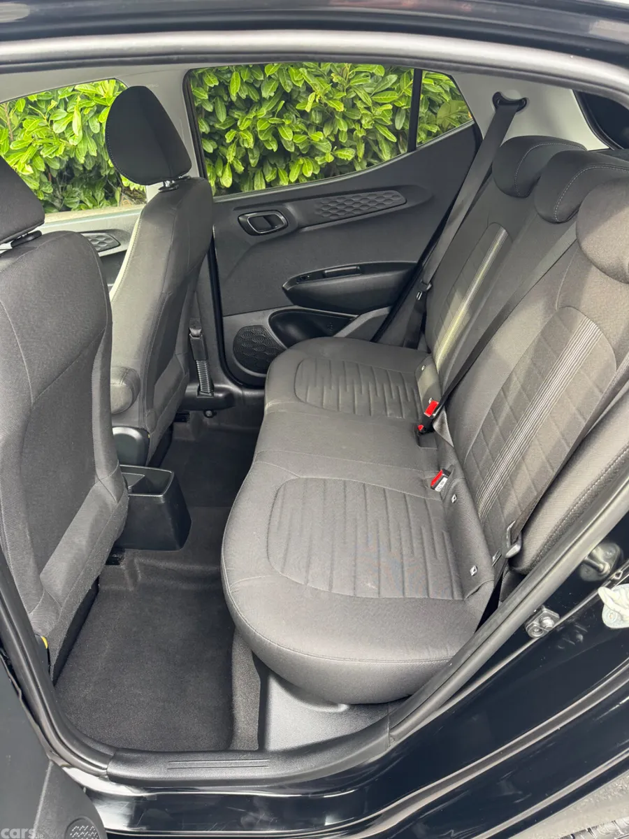 Hyundai i10 Hatchback, Petrol, 2023, Black