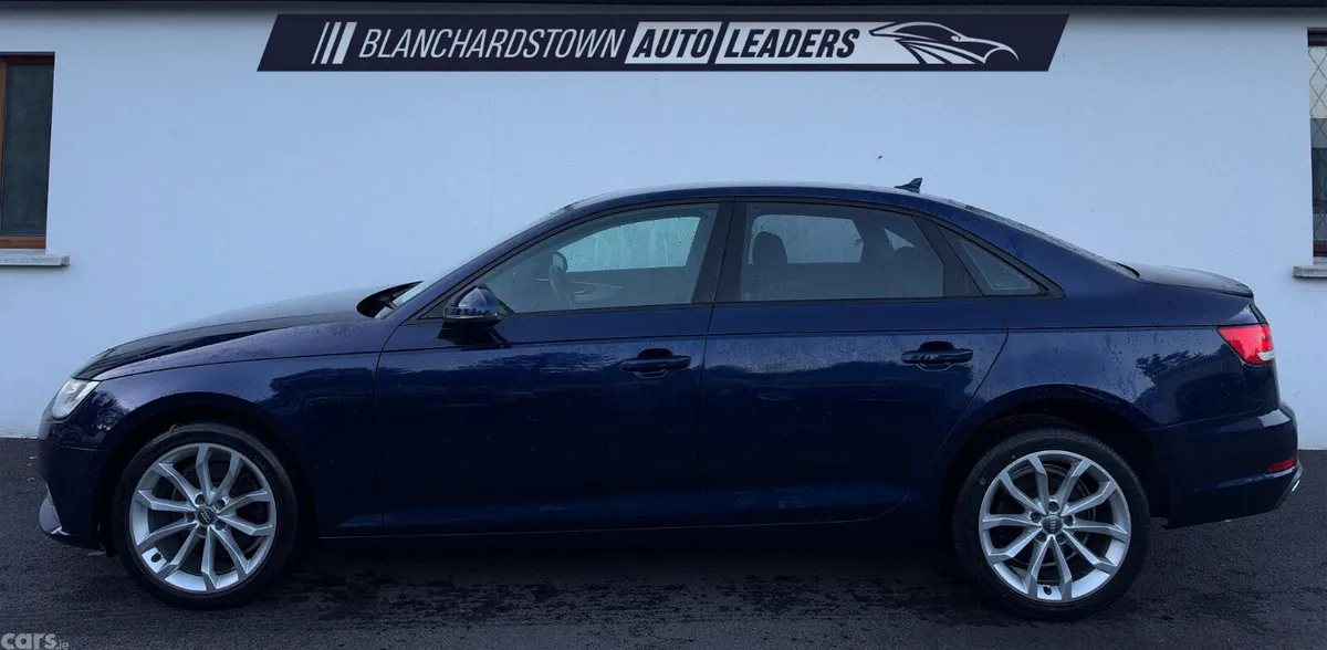 Audi A4 Saloon, Diesel, 2019, Blue