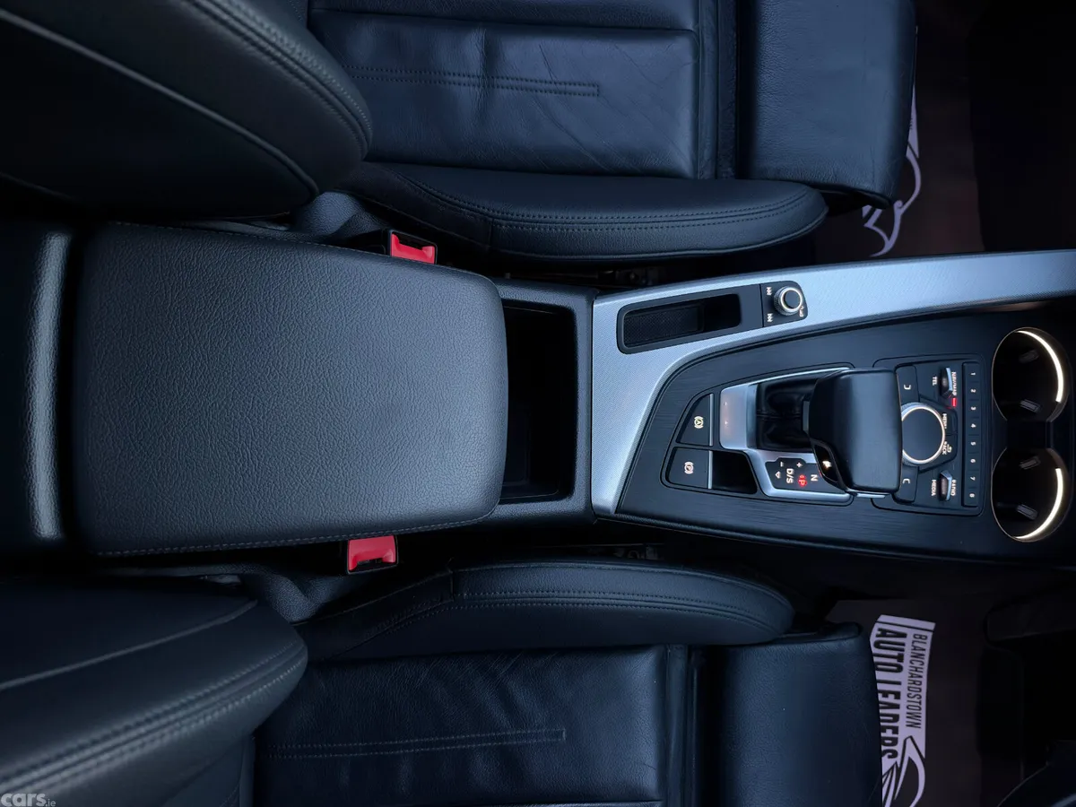 Audi A4 Saloon, Diesel, 2019, Blue