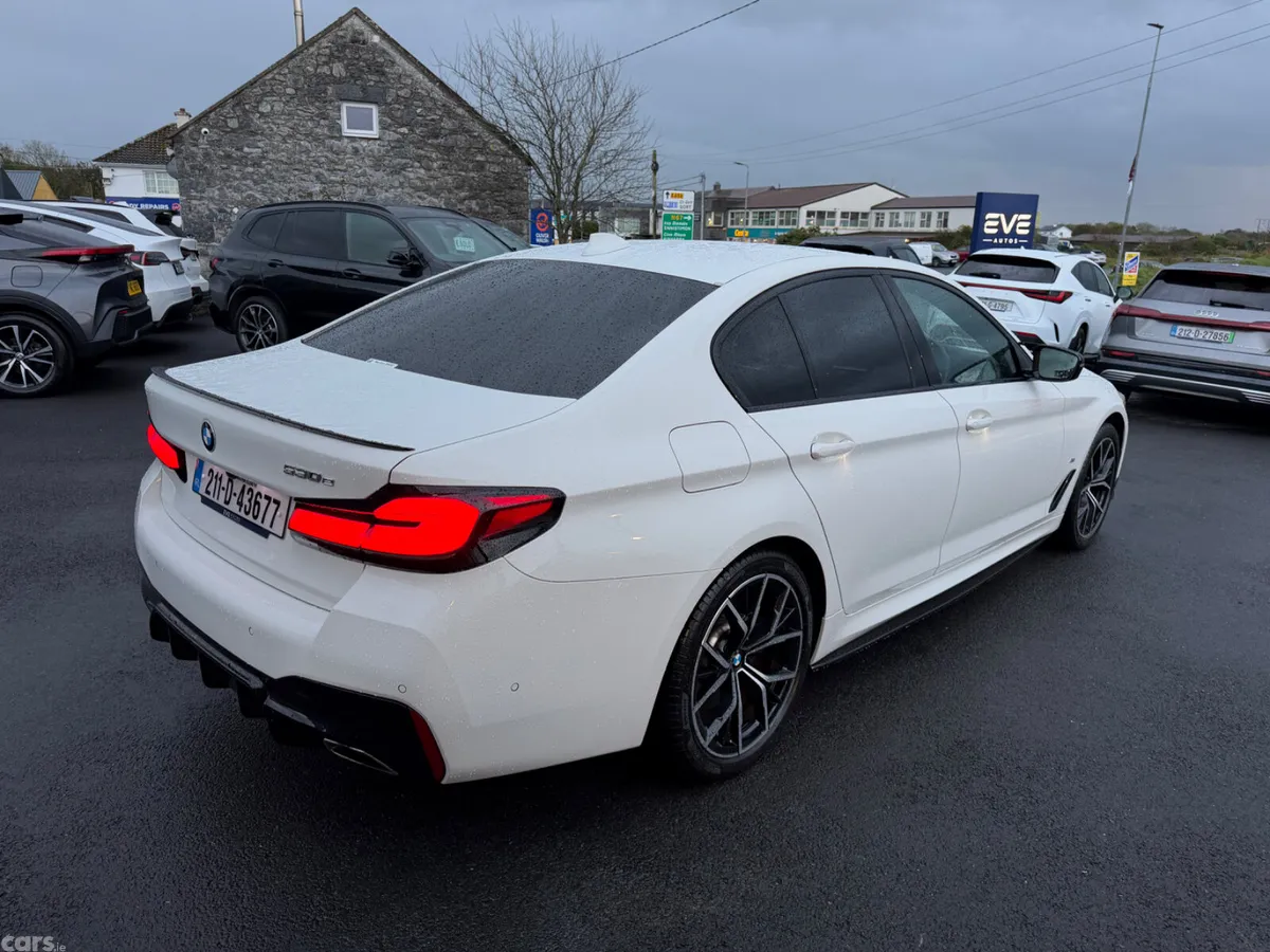 BMW 5-Series Saloon, Petrol Plug-in Hybrid, 2021, White