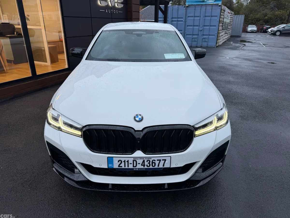 BMW 5-Series Saloon, Petrol Plug-in Hybrid, 2021, White