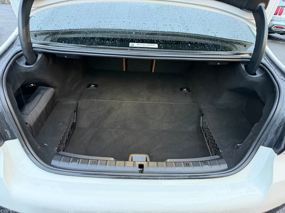 BMW 5-Series Saloon, Petrol Plug-in Hybrid, 2021, White