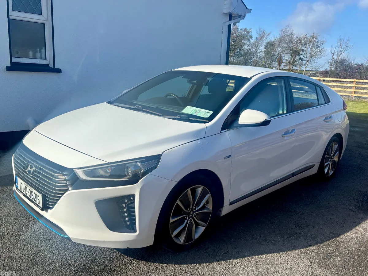 Hyundai IONIQ Hatchback, Petrol Hybrid, 2017, White