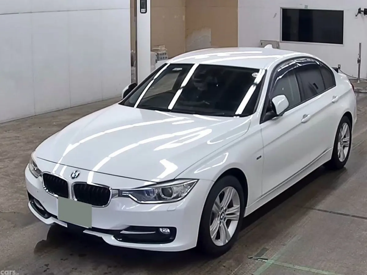 BMW 3-Series Saloon, Diesel, 2015, White