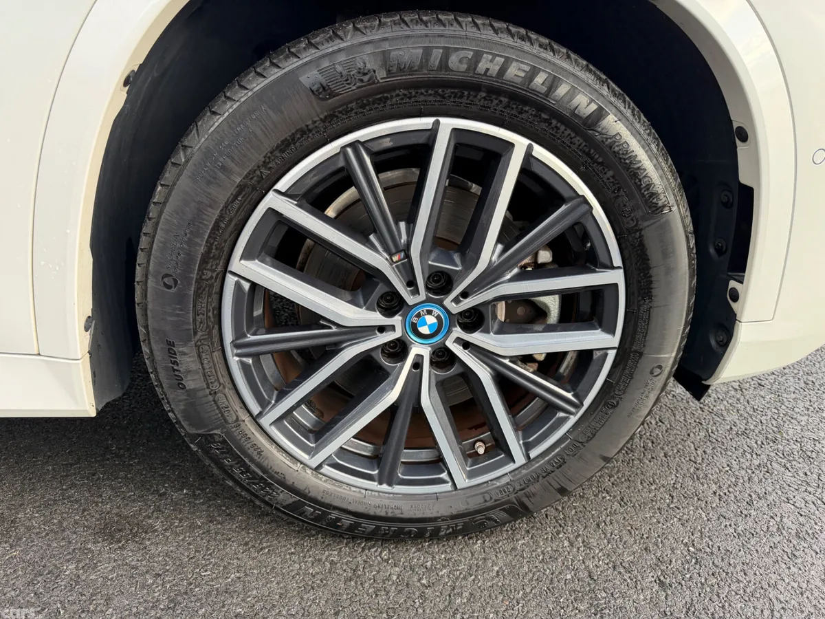 BMW iX1 Hatchback, Electric, 2023, White