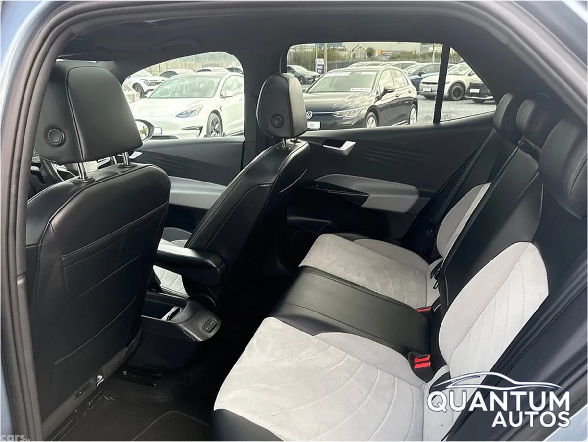 Volkswagen ID.3 Hatchback, Electric, 2022, Blue
