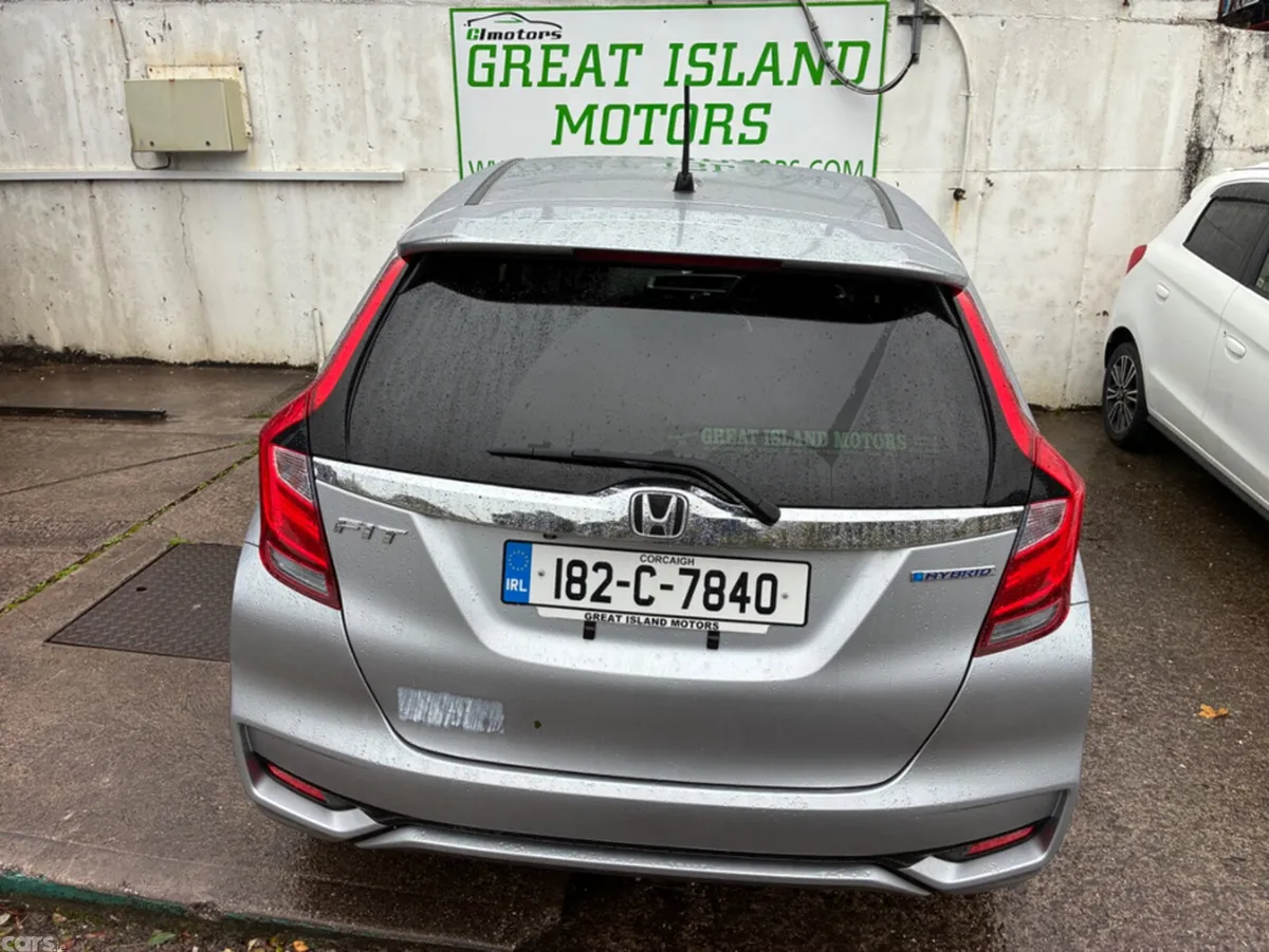 Honda Fit Hatchback, Petrol Hybrid, 2018, Silver