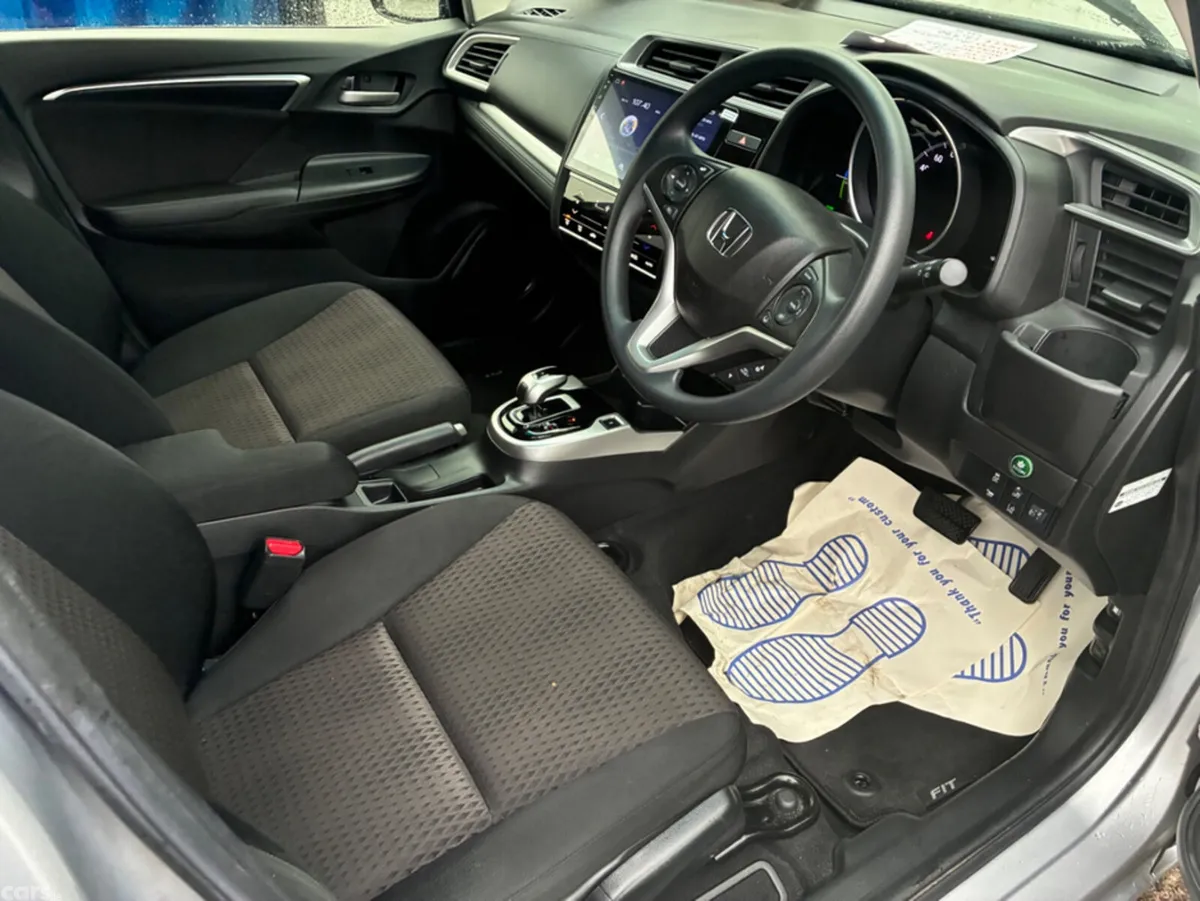 Honda Fit Hatchback, Petrol Hybrid, 2018, Silver