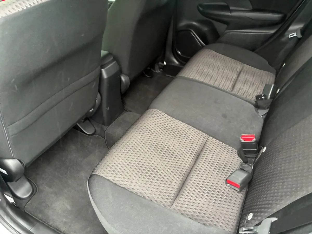 Honda Fit Hatchback, Petrol Hybrid, 2018, Silver