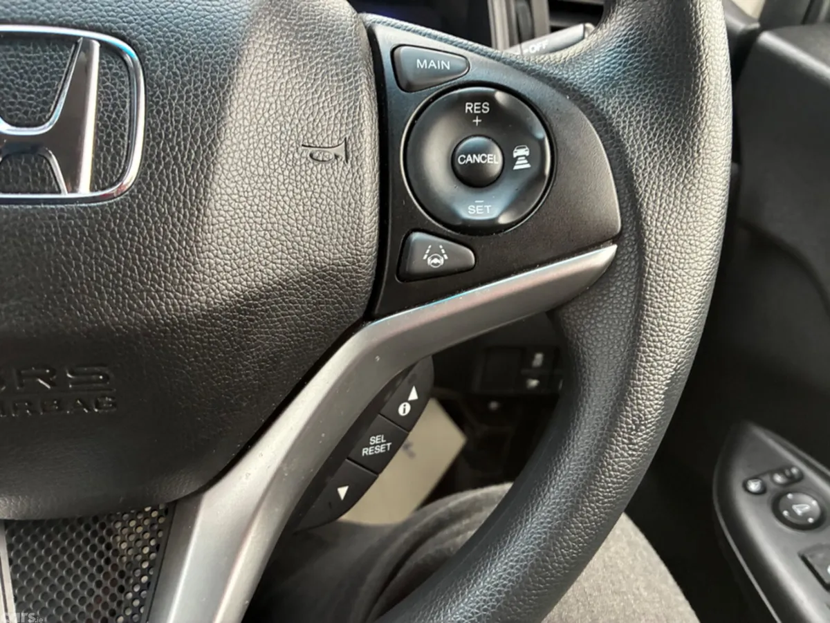 Honda Fit Hatchback, Petrol Hybrid, 2018, Silver
