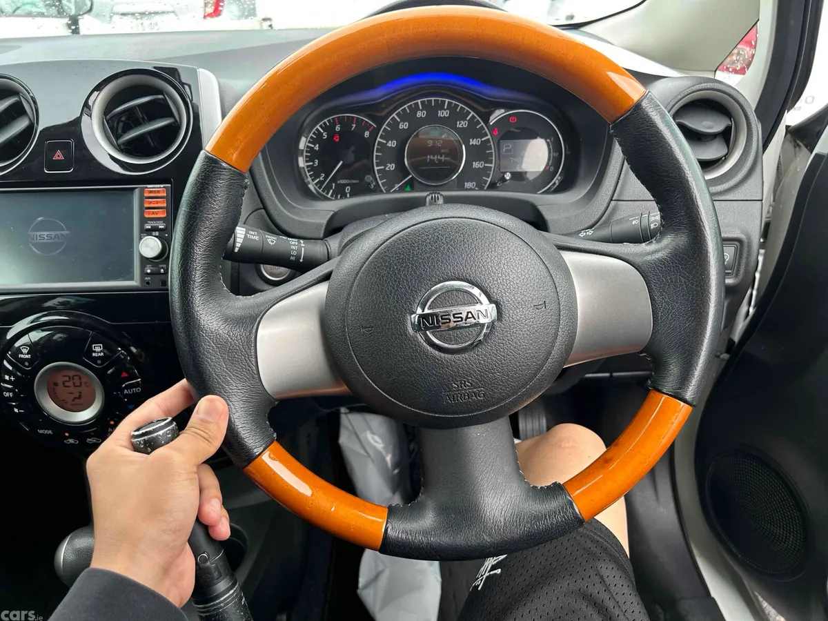 Nissan Note Hatchback, Petrol, 2013, White