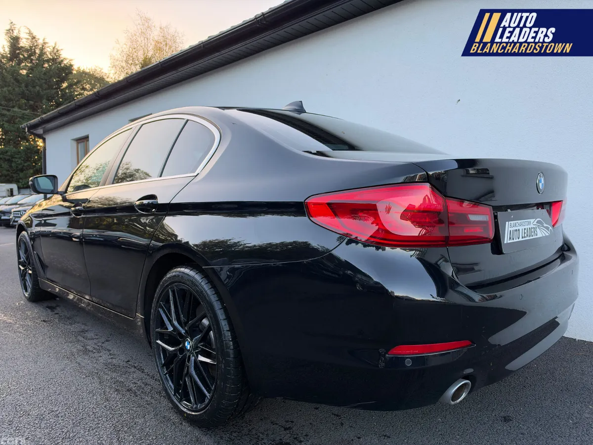 BMW 5-Series Saloon, Diesel, 2019, Black