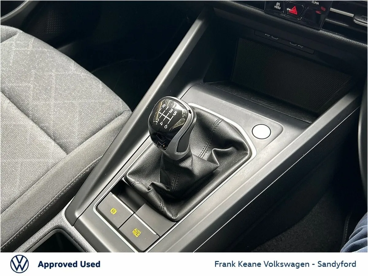 Volkswagen Golf Estate, Petrol, 2024, White
