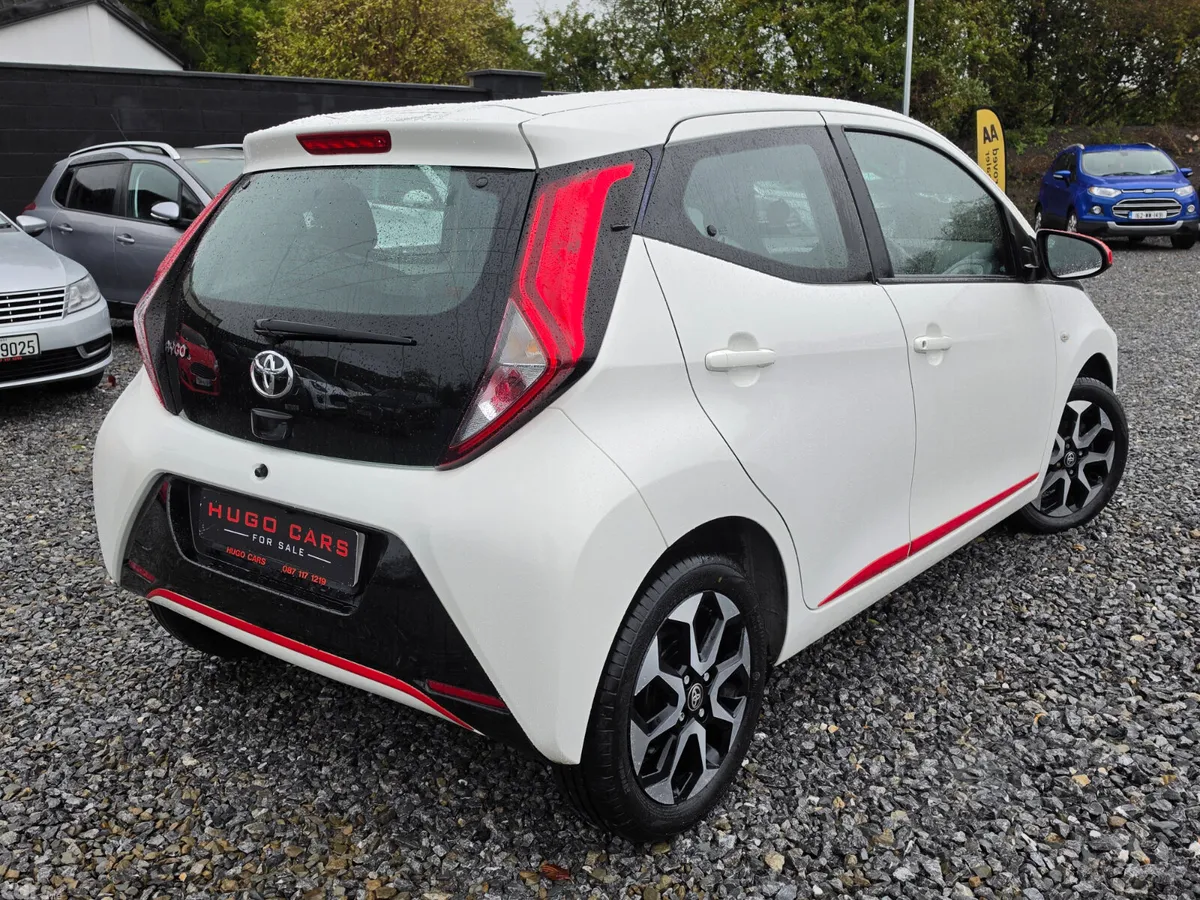 Toyota Aygo Hatchback, Petrol, 2019, White