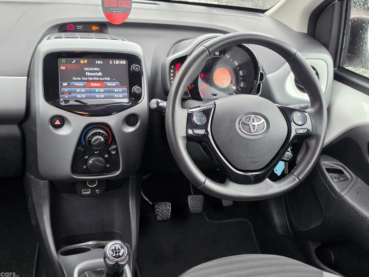 Toyota Aygo Hatchback, Petrol, 2019, White