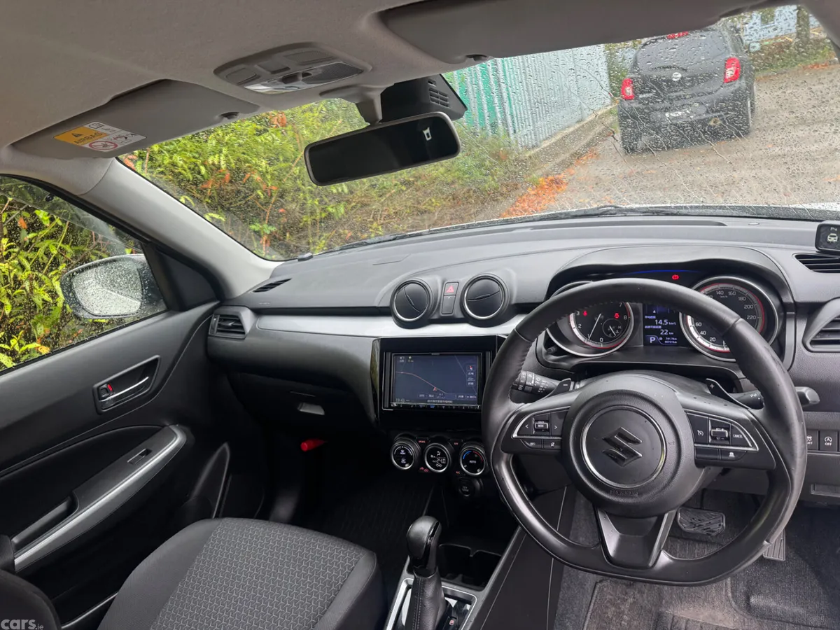 Suzuki Swift Hatchback, Petrol Hybrid, 2018, White