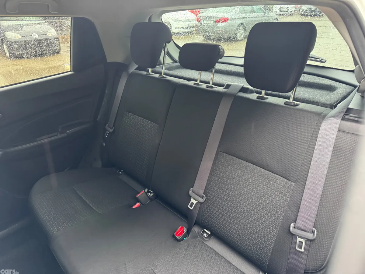 Suzuki Swift Hatchback, Petrol Hybrid, 2018, White