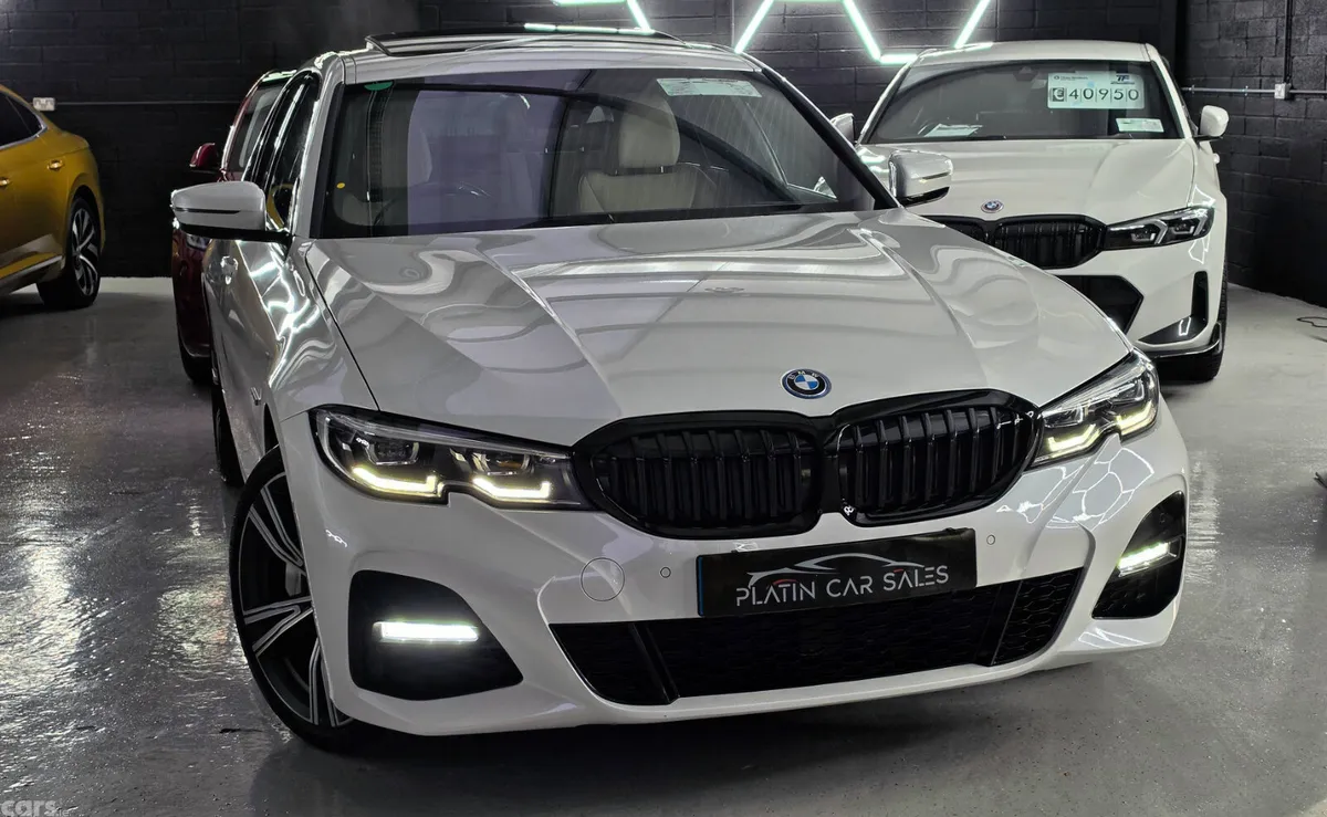 BMW 3-Series Saloon, Petrol Plug-in Hybrid, 2021, White