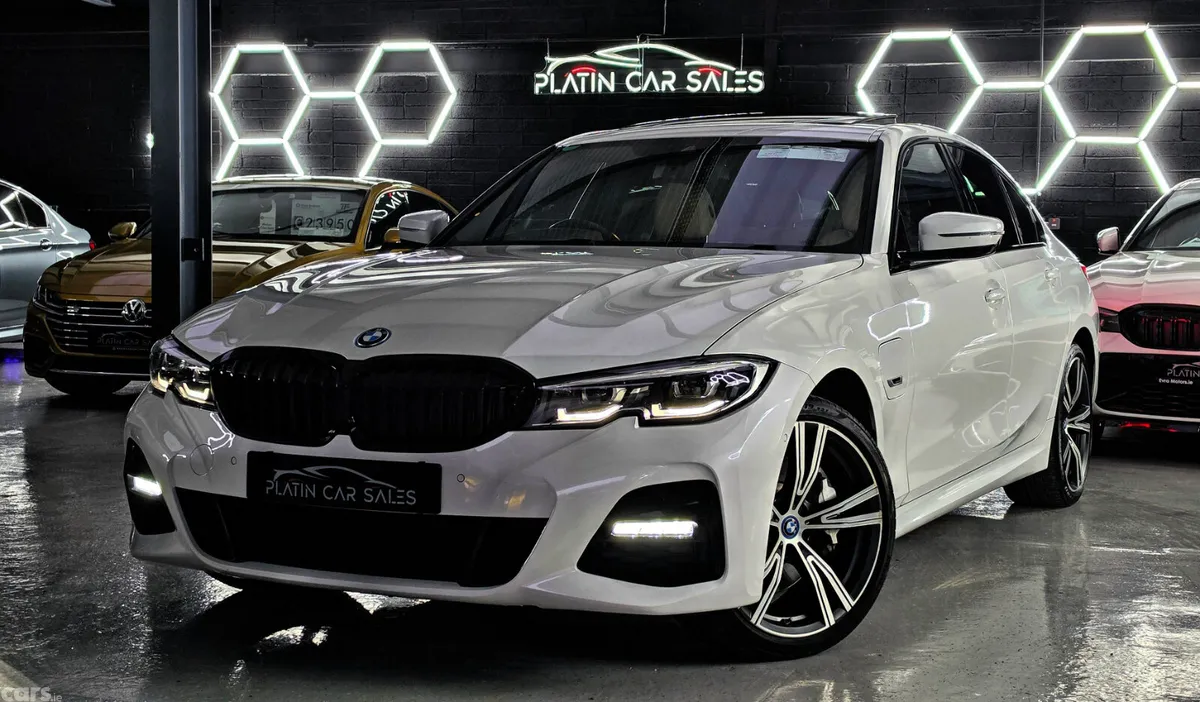 BMW 3-Series Saloon, Petrol Plug-in Hybrid, 2021, White