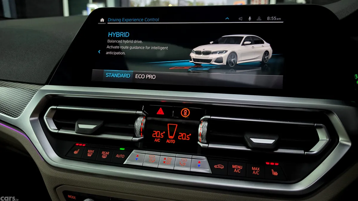 BMW 3-Series Saloon, Petrol Plug-in Hybrid, 2021, White
