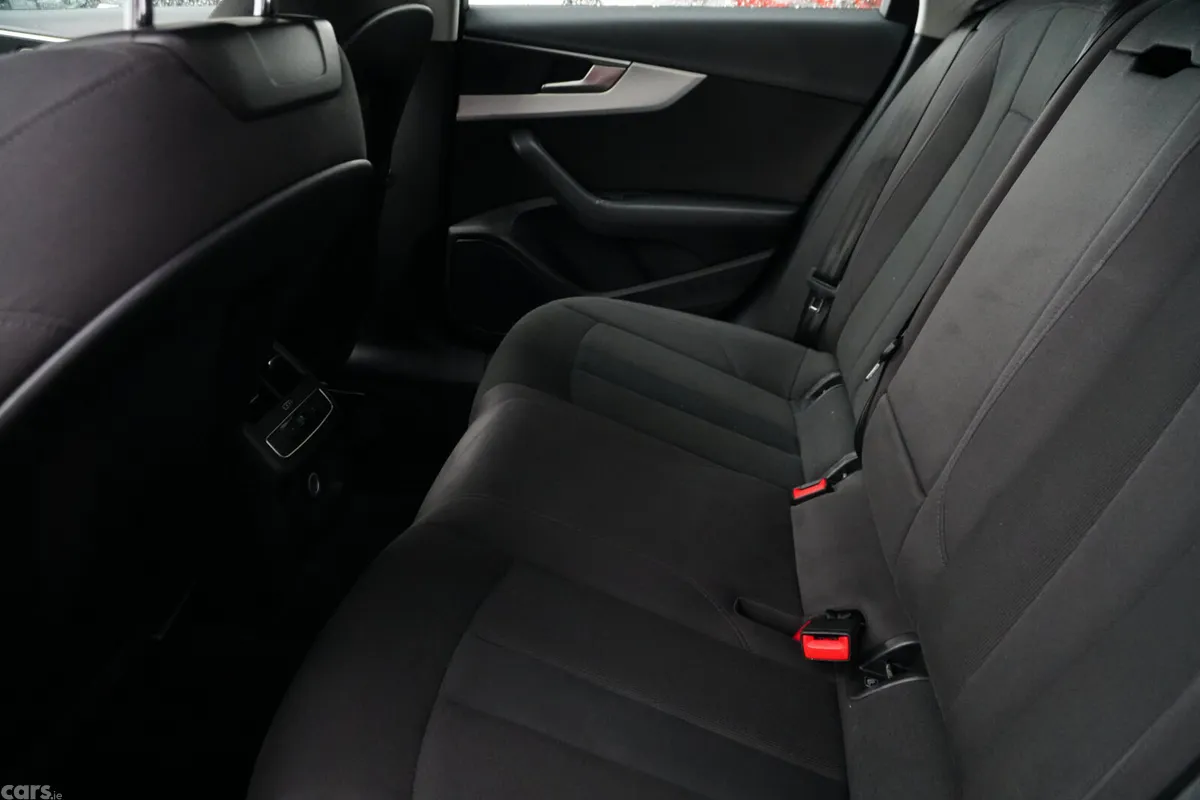 Audi A4 Saloon, Petrol, 2017, Grey