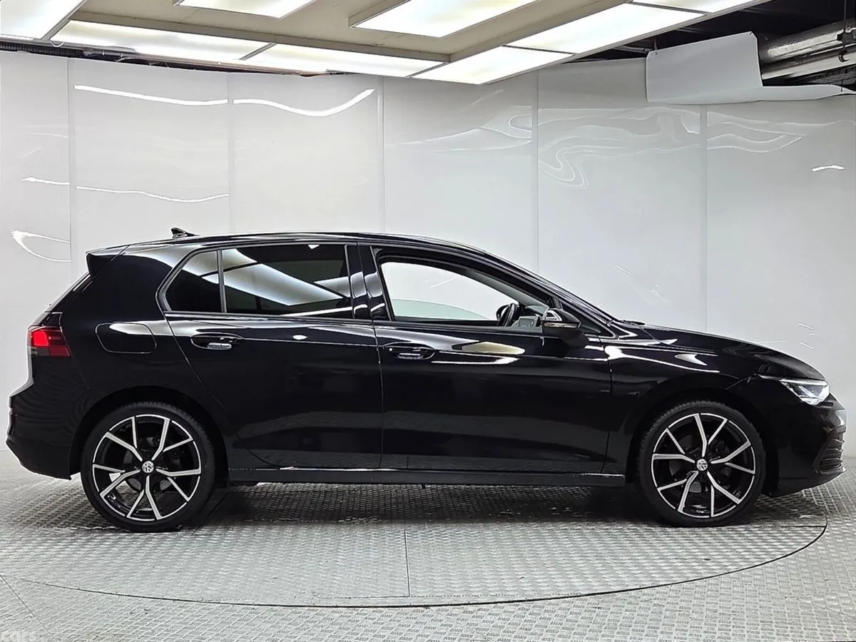 Volkswagen Golf Estate, Diesel, 2023, Black