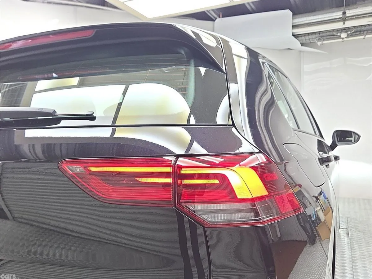Volkswagen Golf Estate, Diesel, 2023, Black