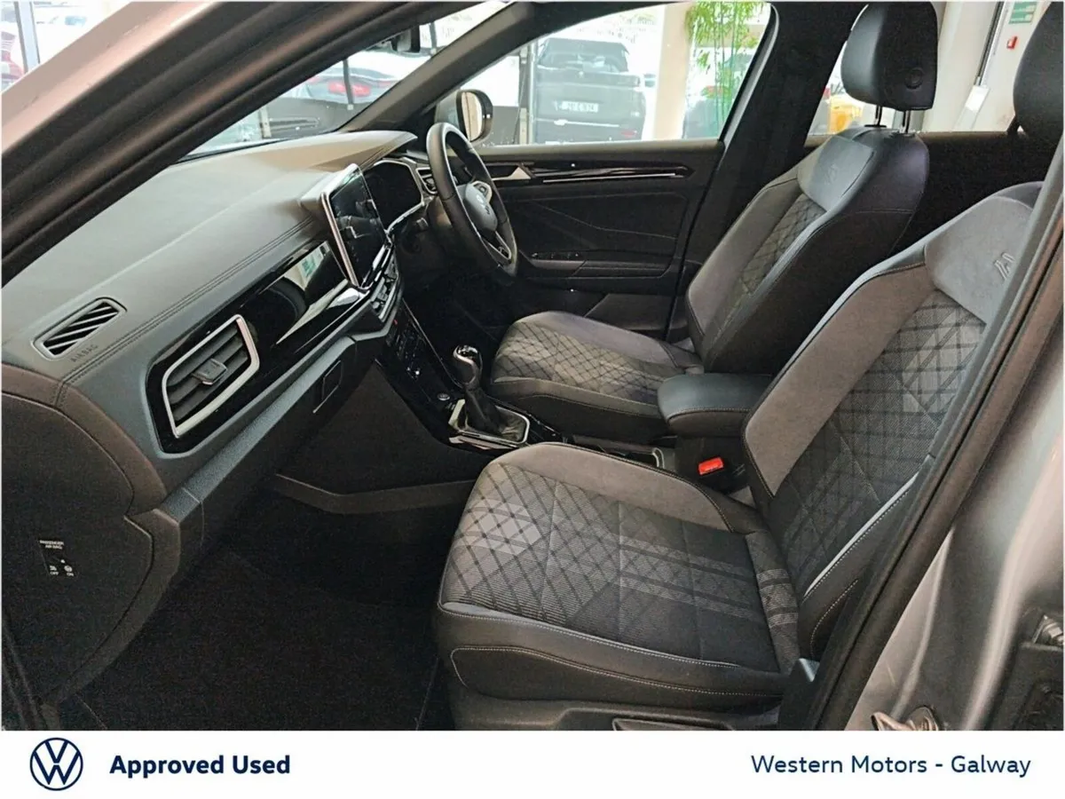 Volkswagen T-Roc SUV, Diesel, 2025, Silver