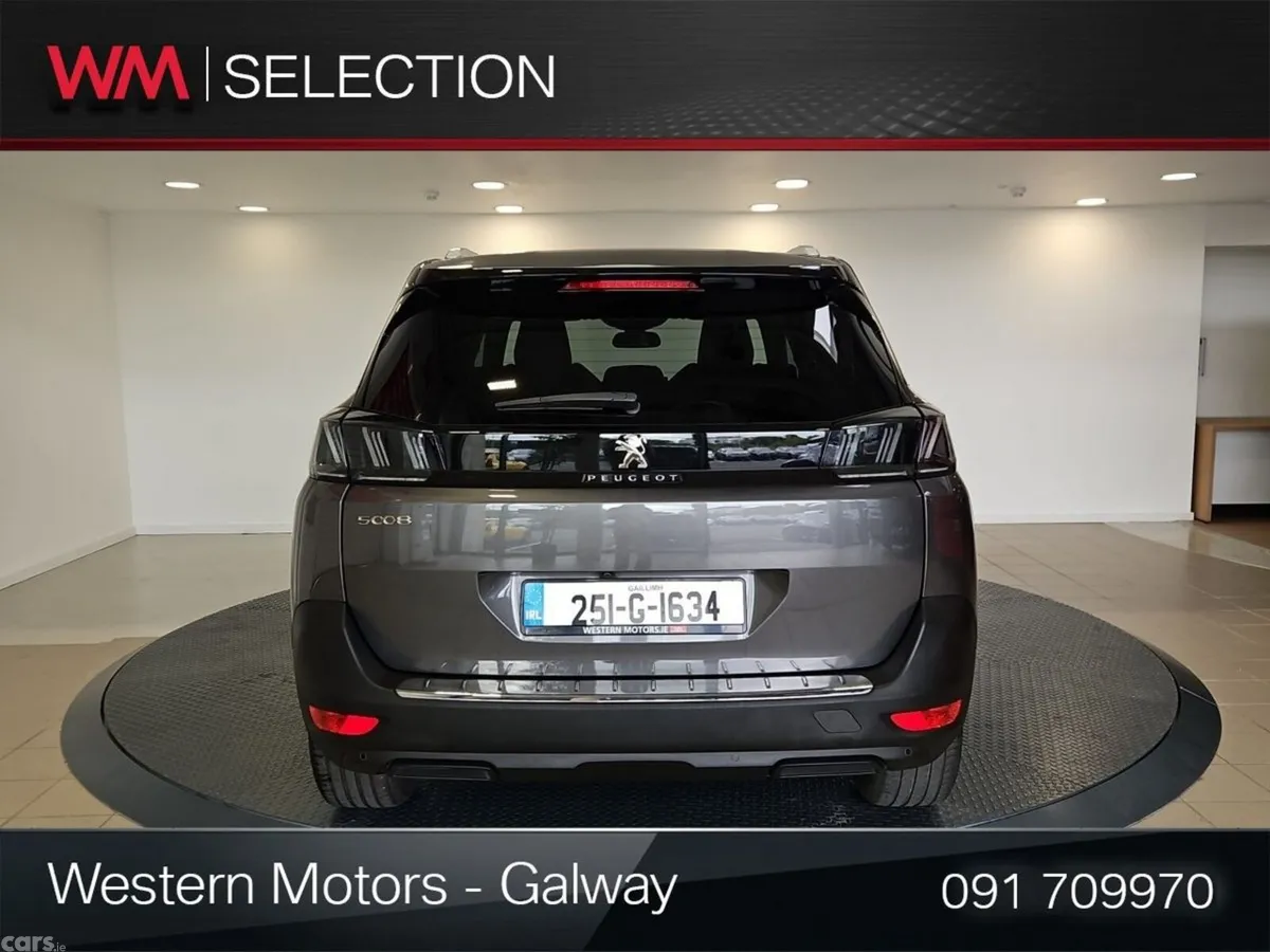 Peugeot 5008 MPV, Diesel, 2025, Grey