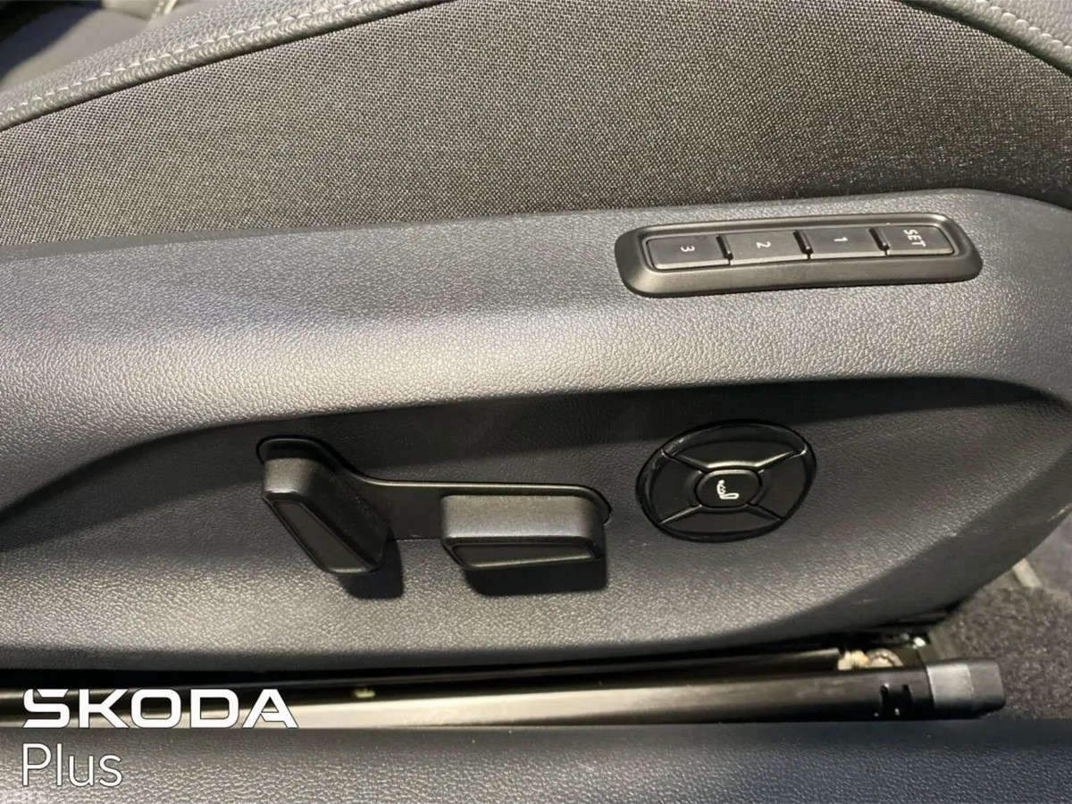 Skoda Superb Saloon, Diesel, 2026, Blue