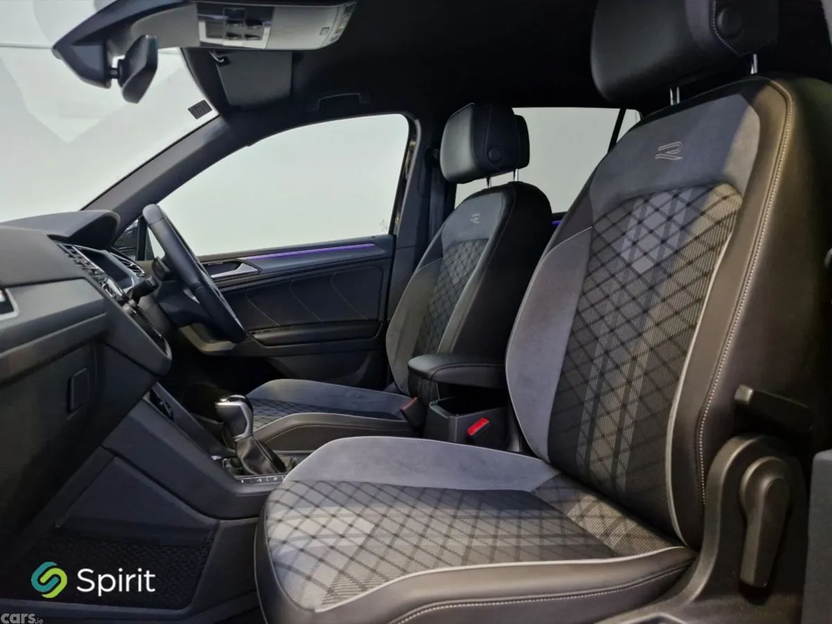 Volkswagen Tiguan SUV, Petrol Plug-in Hybrid, 2024, Black