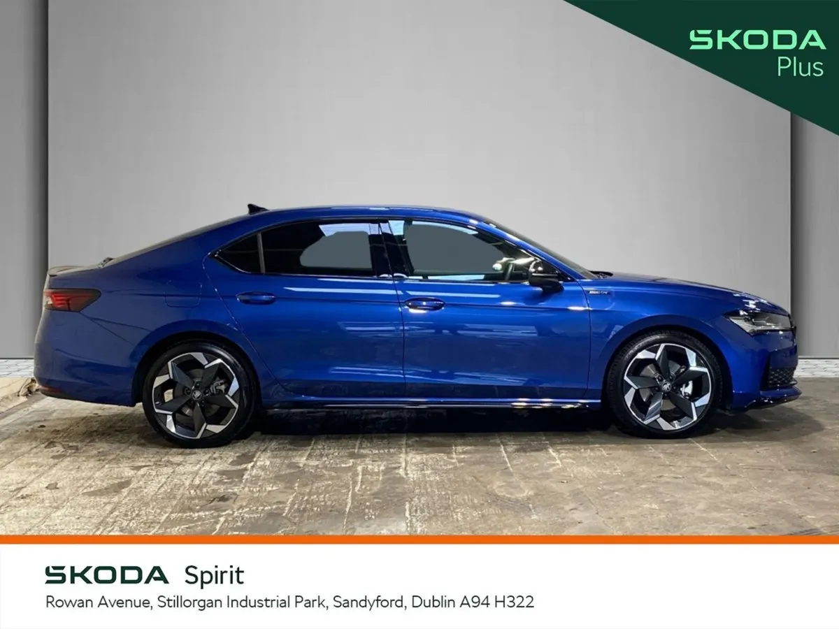 Skoda Superb Saloon, Diesel, 2026, Blue