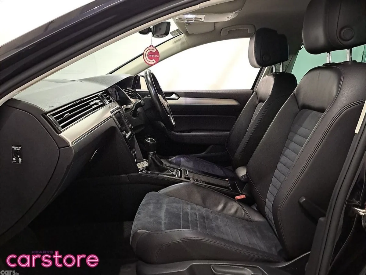Volkswagen Passat Saloon, Diesel, 2016, Black
