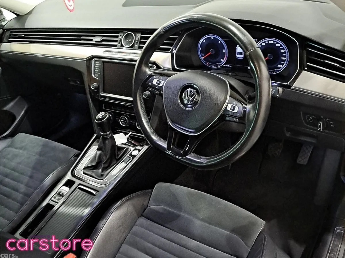 Volkswagen Passat Saloon, Diesel, 2016, Black