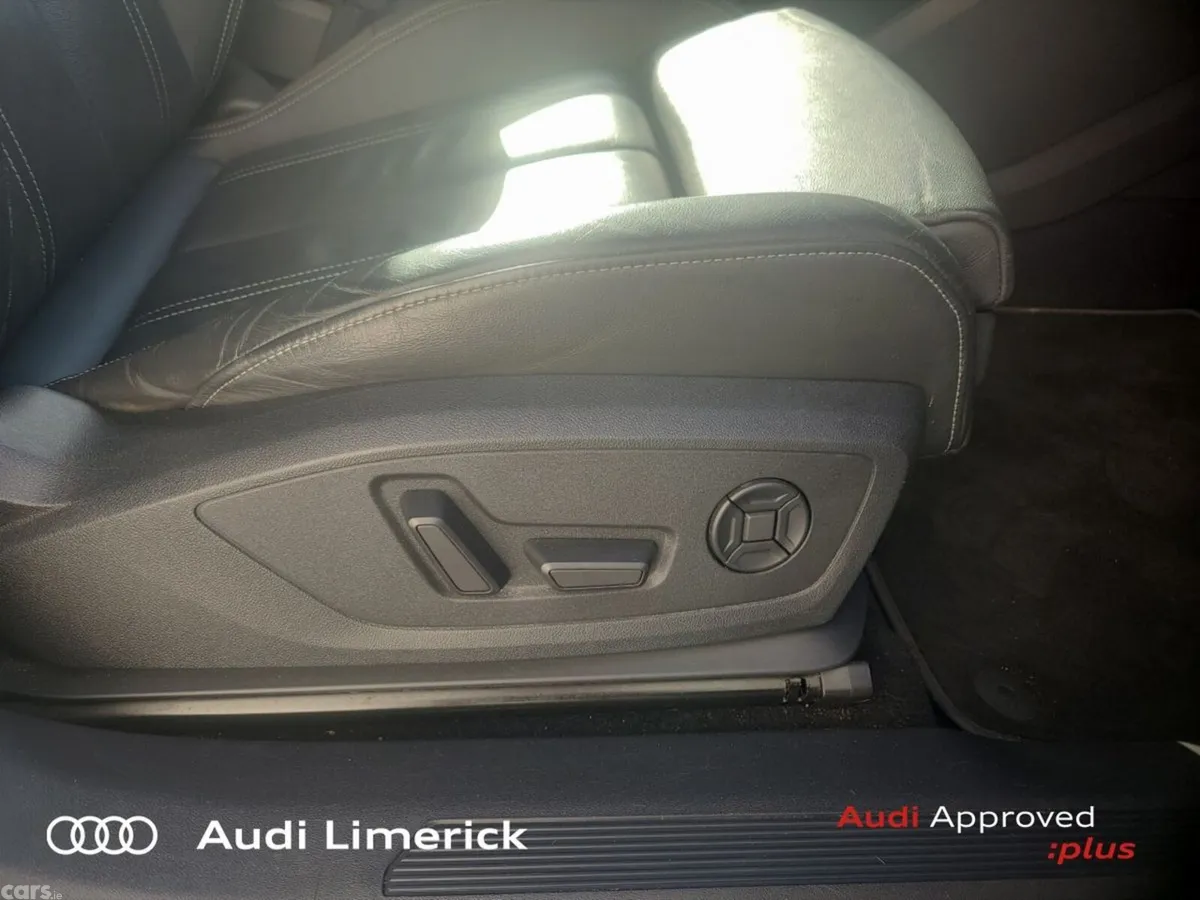 Audi Q4 e-tron SUV, Electric, 2023, Grey