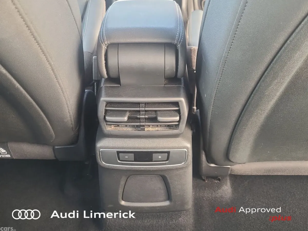 Audi Q4 e-tron SUV, Electric, 2023, Grey