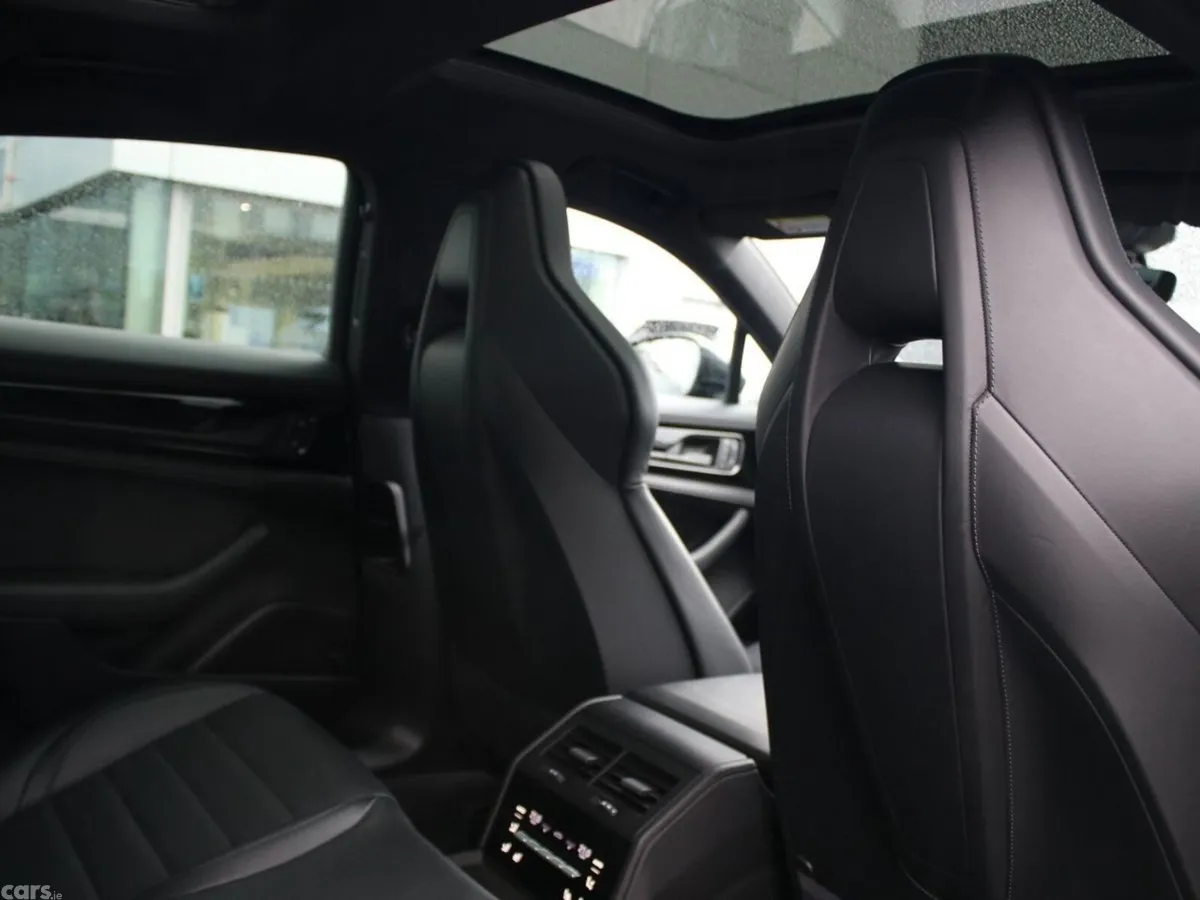Porsche Panamera Saloon, Petrol Plug-in Hybrid, 2025, Black