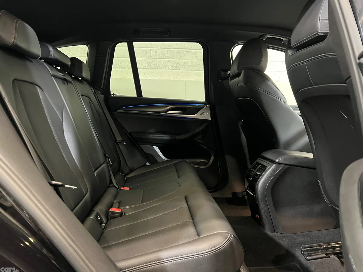 BMW X3 SUV, Petrol Plug-in Hybrid, 2024, Black