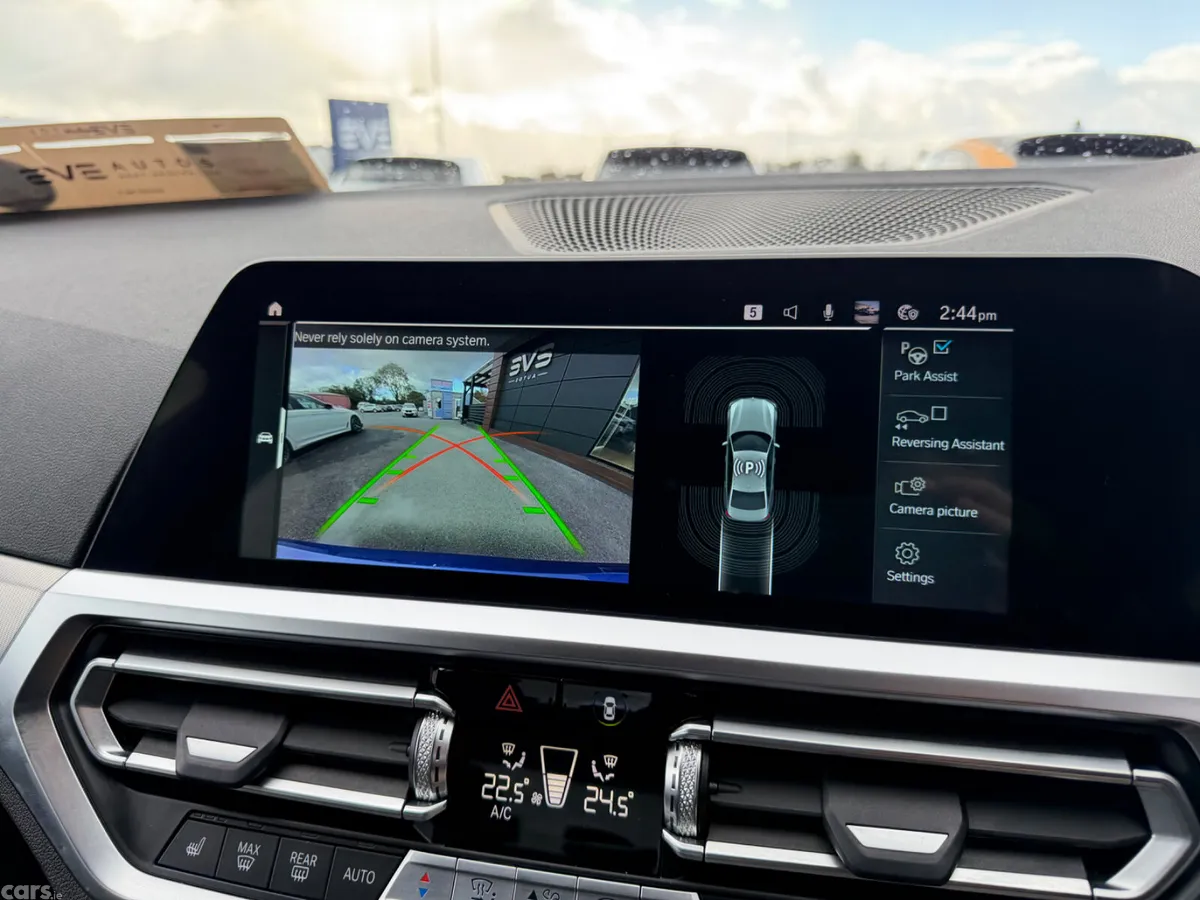 BMW 3-Series Saloon, Petrol Plug-in Hybrid, 2021, Blue