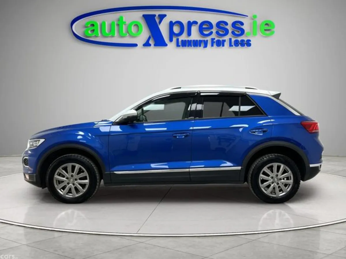 Volkswagen T-Roc SUV, Diesel, 2021, Blue