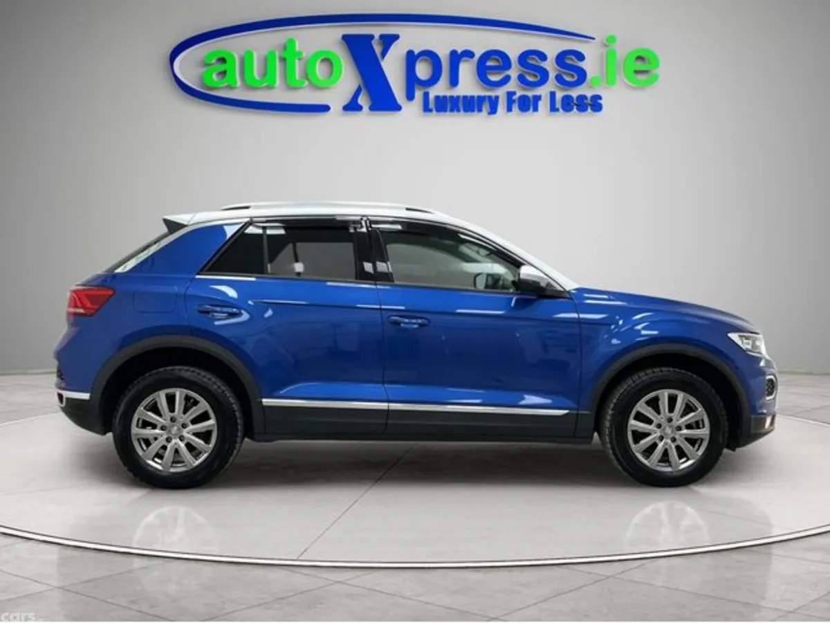 Volkswagen T-Roc SUV, Diesel, 2021, Blue